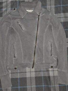 y2k 2000s surf Billabong zip up motorcycle style cropped gray jacket